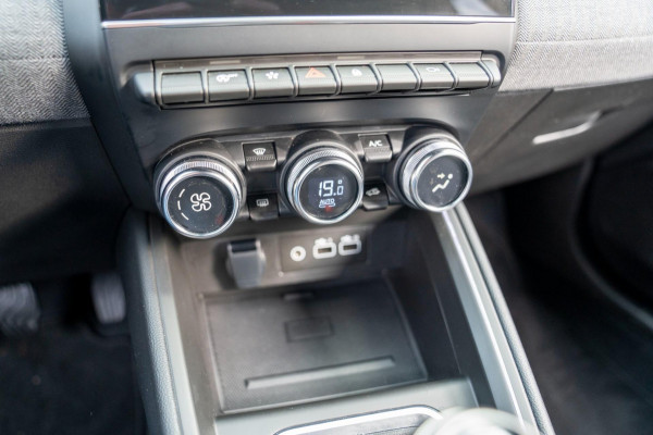 Renault Clio 1.0 TCe 90 GPF techno | Prijs rijklaar incl. 12 mnd garantie | 360 Camera Pdc Navi Led Clima Renault Clio 1.0 TCe 90 GPF techno | Prijs rijklaar incl. 12 mnd garantie | 360 Camera Pdc Navi Led Clima