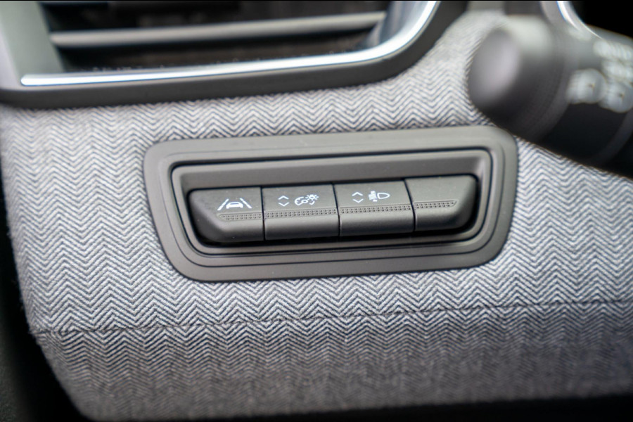 Renault Clio 1.0 TCe 90 GPF techno | Prijs rijklaar incl. 12 mnd garantie | 360 Camera Pdc Navi Led Clima Renault Clio 1.0 TCe 90 GPF techno | Prijs rijklaar incl. 12 mnd garantie | 360 Camera Pdc Navi Led Clima