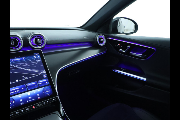 Mercedes-Benz C-Klasse Estate 300 e AMG Plug-In Hybride AMG Line | Night Pakket | Trekhaak | Panorama Schuif-Kanteldak | Memory Voorstoelen. Inclusief 24 maanden Mercedes-Benz Certified garantie voor Europa. Mercedes-Benz C-Klasse Estate 300 e AMG Plug-In Hybride AMG Line | Night Pakket | Trekhaak | Panorama Schuif-Kanteldak | Memory Voorstoelen. Inclusief 24 maanden Mercedes-Benz Certified garantie voor Europa.