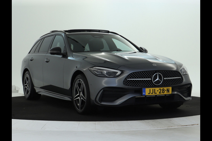 Mercedes-Benz C-Klasse Estate 300 e AMG Plug-In Hybride AMG Line | Night Pakket | Trekhaak | Panorama Schuif-Kanteldak | Memory Voorstoelen. Inclusief 24 maanden Mercedes-Benz Certified garantie voor Europa. Mercedes-Benz C-Klasse Estate 300 e AMG Plug-In Hybride AMG Line | Night Pakket | Trekhaak | Panorama Schuif-Kanteldak | Memory Voorstoelen. Inclusief 24 maanden Mercedes-Benz Certified garantie voor Europa.