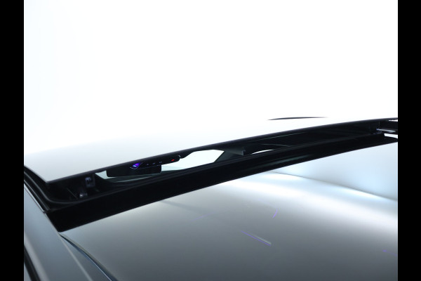 Mercedes-Benz C-Klasse Estate 300 e AMG Plug-In Hybride AMG Line | Night Pakket | Trekhaak | Panorama Schuif-Kanteldak | Memory Voorstoelen. Inclusief 24 maanden Mercedes-Benz Certified garantie voor Europa. Mercedes-Benz C-Klasse Estate 300 e AMG Plug-In Hybride AMG Line | Night Pakket | Trekhaak | Panorama Schuif-Kanteldak | Memory Voorstoelen. Inclusief 24 maanden Mercedes-Benz Certified garantie voor Europa.