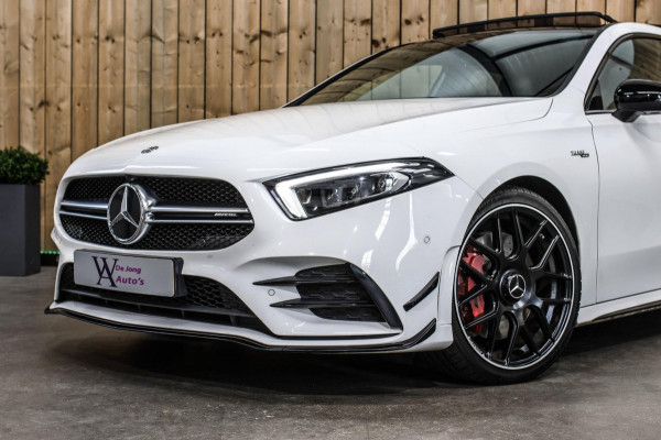 Mercedes-Benz A-Klasse AMG 35 4MATIC *Pano*Nw Kop*Sfeerverlichting*Multibeam Led* Mercedes-Benz A-Klasse AMG 35 4MATIC *Pano*Nw Kop*Sfeerverlichting*Multibeam Led*