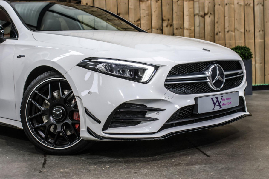 Mercedes-Benz A-Klasse AMG 35 4MATIC *Pano*Nw Kop*Sfeerverlichting*Multibeam Led* Mercedes-Benz A-Klasse AMG 35 4MATIC *Pano*Nw Kop*Sfeerverlichting*Multibeam Led*