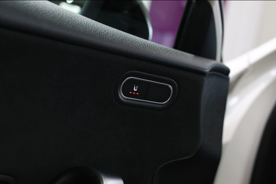 Mercedes-Benz A-Klasse AMG 35 4MATIC *Pano*Nw Kop*Sfeerverlichting*Multibeam Led* Mercedes-Benz A-Klasse AMG 35 4MATIC *Pano*Nw Kop*Sfeerverlichting*Multibeam Led*