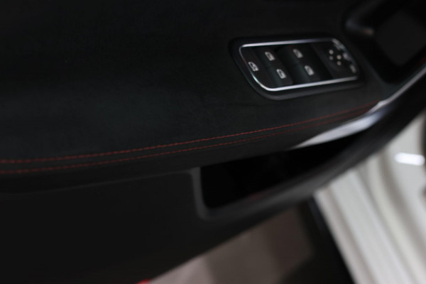 Mercedes-Benz A-Klasse AMG 35 4MATIC *Pano*Nw Kop*Sfeerverlichting*Multibeam Led* Mercedes-Benz A-Klasse AMG 35 4MATIC *Pano*Nw Kop*Sfeerverlichting*Multibeam Led*