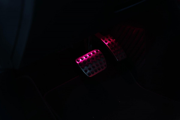 Mercedes-Benz A-Klasse AMG 35 4MATIC *Pano*Nw Kop*Sfeerverlichting*Multibeam Led* Mercedes-Benz A-Klasse AMG 35 4MATIC *Pano*Nw Kop*Sfeerverlichting*Multibeam Led*