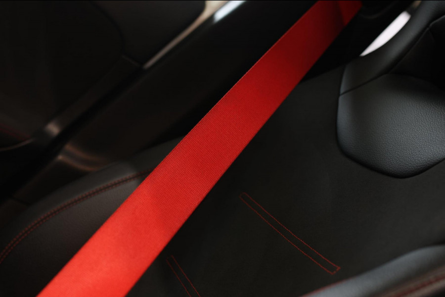 Mercedes-Benz A-Klasse AMG 35 4MATIC *Pano*Nw Kop*Sfeerverlichting*Multibeam Led* Mercedes-Benz A-Klasse AMG 35 4MATIC *Pano*Nw Kop*Sfeerverlichting*Multibeam Led*