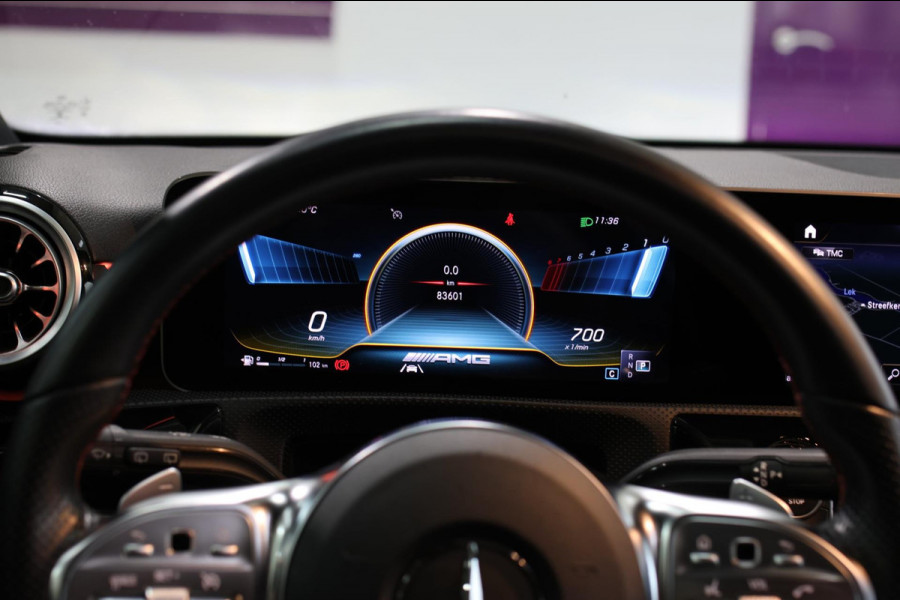 Mercedes-Benz A-Klasse AMG 35 4MATIC *Pano*Nw Kop*Sfeerverlichting*Multibeam Led* Mercedes-Benz A-Klasse AMG 35 4MATIC *Pano*Nw Kop*Sfeerverlichting*Multibeam Led*