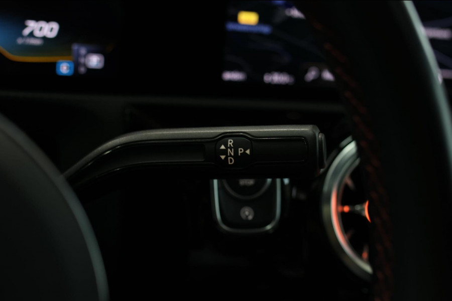 Mercedes-Benz A-Klasse AMG 35 4MATIC *Pano*Nw Kop*Sfeerverlichting*Multibeam Led* Mercedes-Benz A-Klasse AMG 35 4MATIC *Pano*Nw Kop*Sfeerverlichting*Multibeam Led*