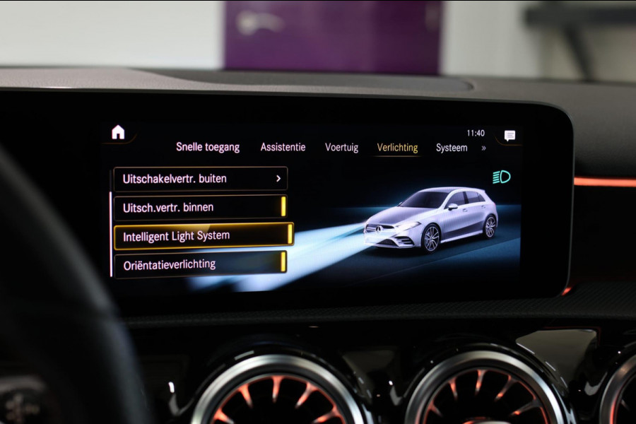 Mercedes-Benz A-Klasse AMG 35 4MATIC *Pano*Nw Kop*Sfeerverlichting*Multibeam Led* Mercedes-Benz A-Klasse AMG 35 4MATIC *Pano*Nw Kop*Sfeerverlichting*Multibeam Led*