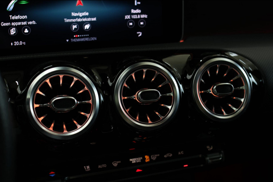 Mercedes-Benz A-Klasse AMG 35 4MATIC *Pano*Nw Kop*Sfeerverlichting*Multibeam Led* Mercedes-Benz A-Klasse AMG 35 4MATIC *Pano*Nw Kop*Sfeerverlichting*Multibeam Led*