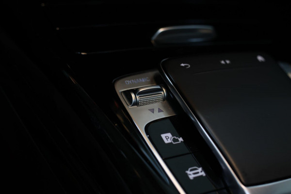 Mercedes-Benz A-Klasse AMG 35 4MATIC *Pano*Nw Kop*Sfeerverlichting*Multibeam Led* Mercedes-Benz A-Klasse AMG 35 4MATIC *Pano*Nw Kop*Sfeerverlichting*Multibeam Led*