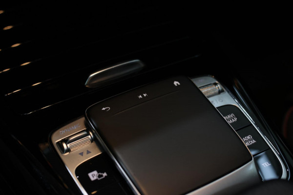 Mercedes-Benz A-Klasse AMG 35 4MATIC *Pano*Nw Kop*Sfeerverlichting*Multibeam Led* Mercedes-Benz A-Klasse AMG 35 4MATIC *Pano*Nw Kop*Sfeerverlichting*Multibeam Led*