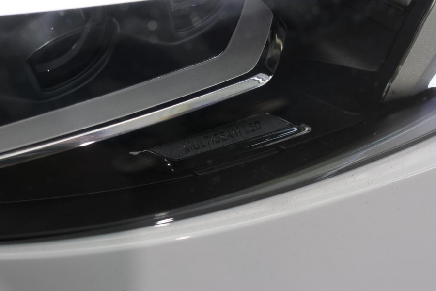 Mercedes-Benz A-Klasse AMG 35 4MATIC *Pano*Nw Kop*Sfeerverlichting*Multibeam Led* Mercedes-Benz A-Klasse AMG 35 4MATIC *Pano*Nw Kop*Sfeerverlichting*Multibeam Led*