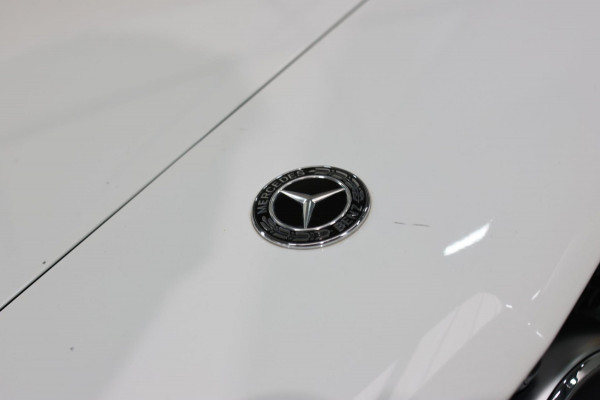 Mercedes-Benz A-Klasse AMG 35 4MATIC *Pano*Nw Kop*Sfeerverlichting*Multibeam Led* Mercedes-Benz A-Klasse AMG 35 4MATIC *Pano*Nw Kop*Sfeerverlichting*Multibeam Led*