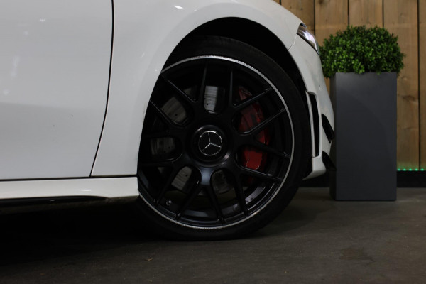 Mercedes-Benz A-Klasse AMG 35 4MATIC *Pano*Nw Kop*Sfeerverlichting*Multibeam Led* Mercedes-Benz A-Klasse AMG 35 4MATIC *Pano*Nw Kop*Sfeerverlichting*Multibeam Led*