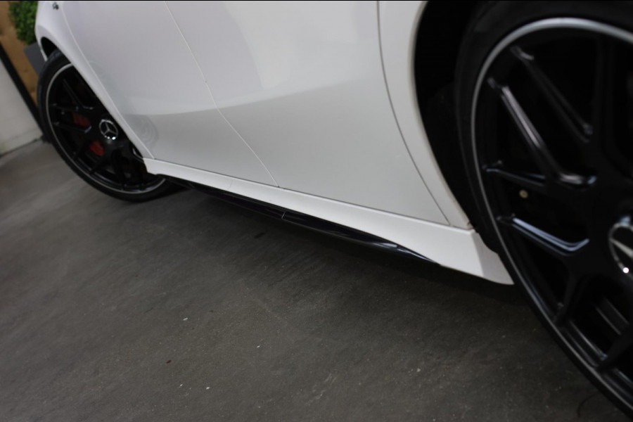 Mercedes-Benz A-Klasse AMG 35 4MATIC *Pano*Nw Kop*Sfeerverlichting*Multibeam Led* Mercedes-Benz A-Klasse AMG 35 4MATIC *Pano*Nw Kop*Sfeerverlichting*Multibeam Led*