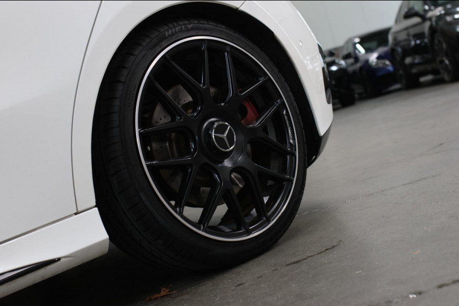 Mercedes-Benz A-Klasse AMG 35 4MATIC *Pano*Nw Kop*Sfeerverlichting*Multibeam Led* Mercedes-Benz A-Klasse AMG 35 4MATIC *Pano*Nw Kop*Sfeerverlichting*Multibeam Led*