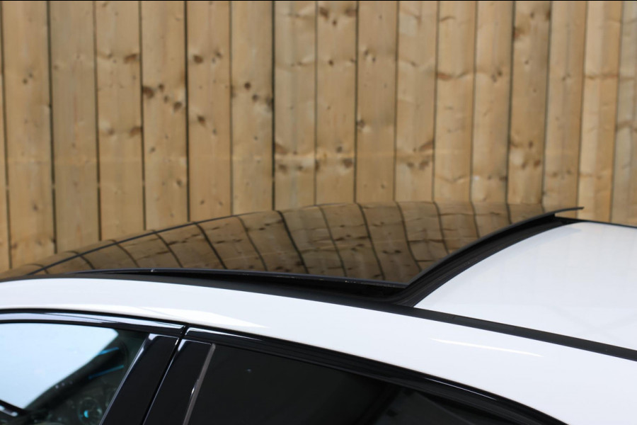 Mercedes-Benz A-Klasse AMG 35 4MATIC *Pano*Nw Kop*Sfeerverlichting*Multibeam Led* Mercedes-Benz A-Klasse AMG 35 4MATIC *Pano*Nw Kop*Sfeerverlichting*Multibeam Led*