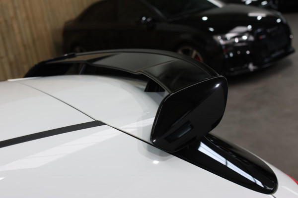 Mercedes-Benz A-Klasse AMG 35 4MATIC *Pano*Nw Kop*Sfeerverlichting*Multibeam Led* Mercedes-Benz A-Klasse AMG 35 4MATIC *Pano*Nw Kop*Sfeerverlichting*Multibeam Led*