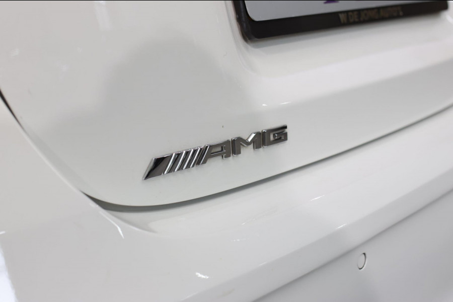 Mercedes-Benz A-Klasse AMG 35 4MATIC *Pano*Nw Kop*Sfeerverlichting*Multibeam Led* Mercedes-Benz A-Klasse AMG 35 4MATIC *Pano*Nw Kop*Sfeerverlichting*Multibeam Led*