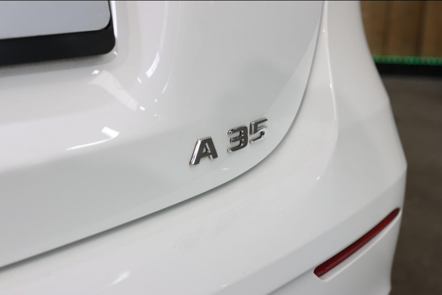 Mercedes-Benz A-Klasse AMG 35 4MATIC *Pano*Nw Kop*Sfeerverlichting*Multibeam Led* Mercedes-Benz A-Klasse AMG 35 4MATIC *Pano*Nw Kop*Sfeerverlichting*Multibeam Led*