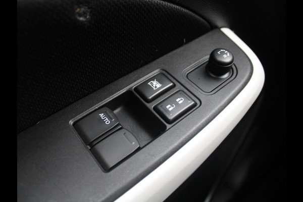 Suzuki Swift 1.2 Select | NAVIGATIE | ACHTERUITRIJCAMERA | Suzuki Swift 1.2 Select | NAVIGATIE | ACHTERUITRIJCAMERA |