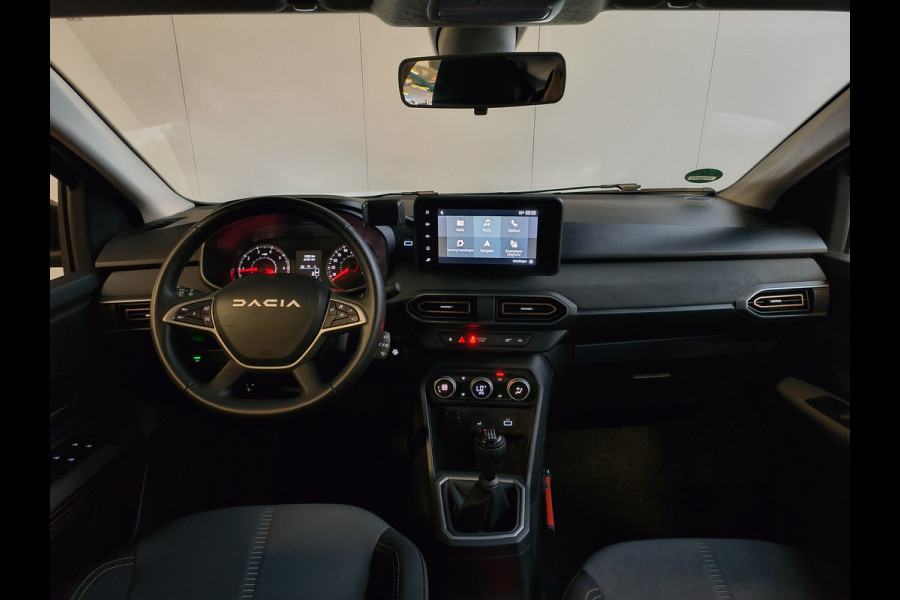 Dacia SANDERO Stepway 1.0 TCe 100 ECO-G Extreme met LPG installatie Rijklaar + 12 maanden Bovag-garantie  Henk Jongen Auto's in Helmond,  al 50 jaar service zoals 't hoort! Dacia SANDERO Stepway 1.0 TCe 100 ECO-G Extreme met LPG installatie Rijklaar + 12 maanden Bovag-garantie  Henk Jongen Auto's in Helmond,  al 50 jaar service zoals 't hoort!