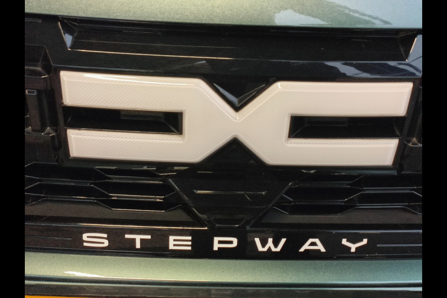 Dacia SANDERO Stepway 1.0 TCe 100 ECO-G Extreme met LPG installatie Rijklaar + 12 maanden Bovag-garantie  Henk Jongen Auto's in Helmond,  al 50 jaar service zoals 't hoort! Dacia SANDERO Stepway 1.0 TCe 100 ECO-G Extreme met LPG installatie Rijklaar + 12 maanden Bovag-garantie  Henk Jongen Auto's in Helmond,  al 50 jaar service zoals 't hoort!