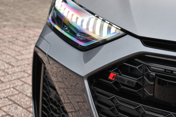 Audi RS6 Avant 4.0 TFSI quattro Dyn+ B&O-high Carbon Pano Ceramic HUD Alc-hemel Softclose Stoelvent Audi RS6 Avant 4.0 TFSI quattro Dyn+ B&O-high Carbon Pano Ceramic HUD Alc-hemel Softclose Stoelvent