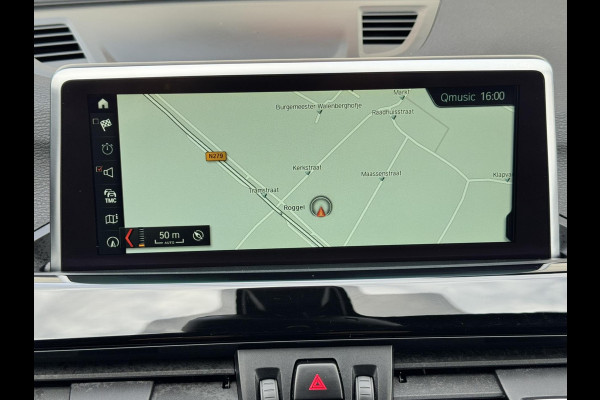 BMW X1 SDrive18i High Executive Automaat Cruise control Climate control Stoelverwarming Navigatie Full LED Head-up display Camera BMW X1 SDrive18i High Executive Automaat Cruise control Climate control Stoelverwarming Navigatie Full LED Head-up display Camera