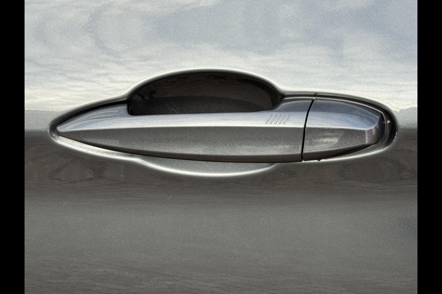 BMW X1 SDrive18i High Executive Automaat Cruise control Climate control Stoelverwarming Navigatie Full LED Head-up display Camera BMW X1 SDrive18i High Executive Automaat Cruise control Climate control Stoelverwarming Navigatie Full LED Head-up display Camera