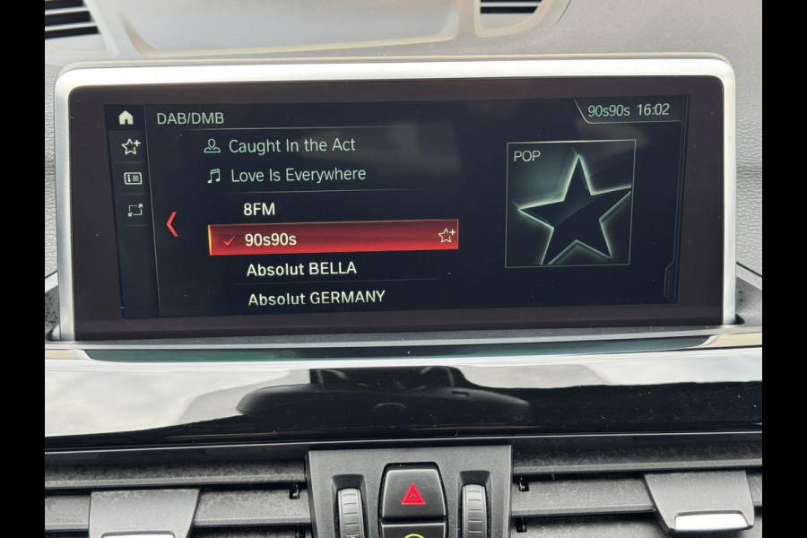 BMW X1 SDrive18i High Executive Automaat Cruise control Climate control Stoelverwarming Navigatie Full LED Head-up display Camera BMW X1 SDrive18i High Executive Automaat Cruise control Climate control Stoelverwarming Navigatie Full LED Head-up display Camera