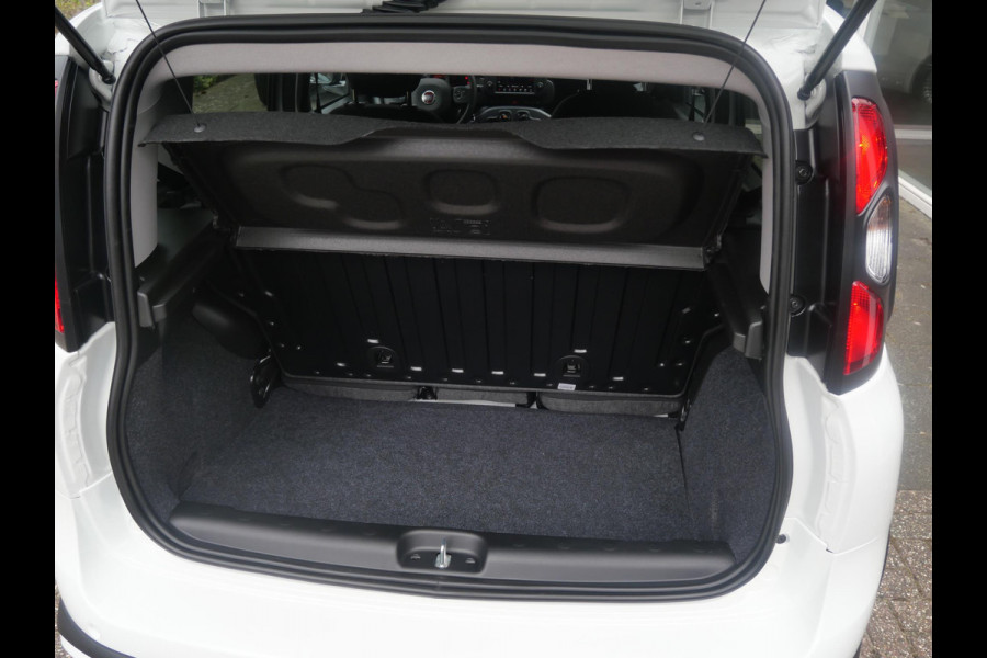 Fiat Panda Hybrid Cross | Airco | Bluetooth Dakrails | LED | PDC | Uit voorraad leverbaar ! Fiat Panda Hybrid Cross | Airco | Bluetooth Dakrails | LED | PDC | Uit voorraad leverbaar !