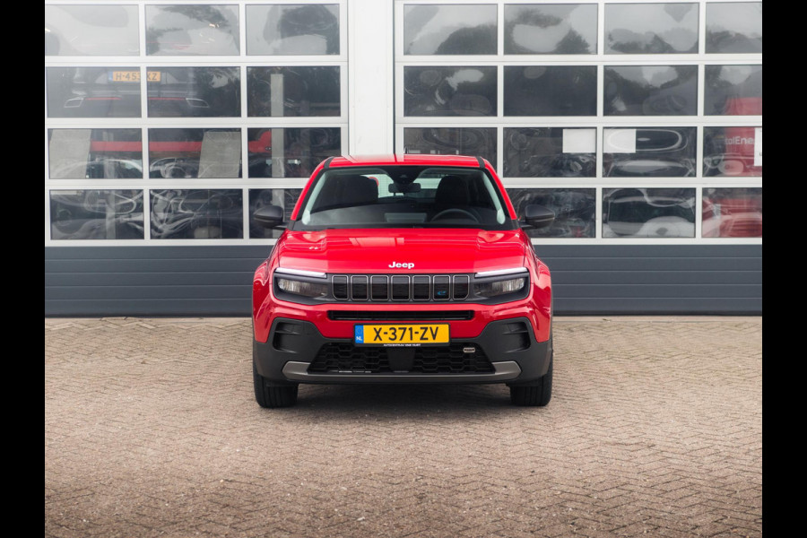Jeep Avenger 54kWh | Uit voorraad leverbaar | 17% Bijtelling | 18" LM Velgen| Rijklaar Jeep Avenger 54kWh | Uit voorraad leverbaar | 17% Bijtelling | 18" LM Velgen| Rijklaar