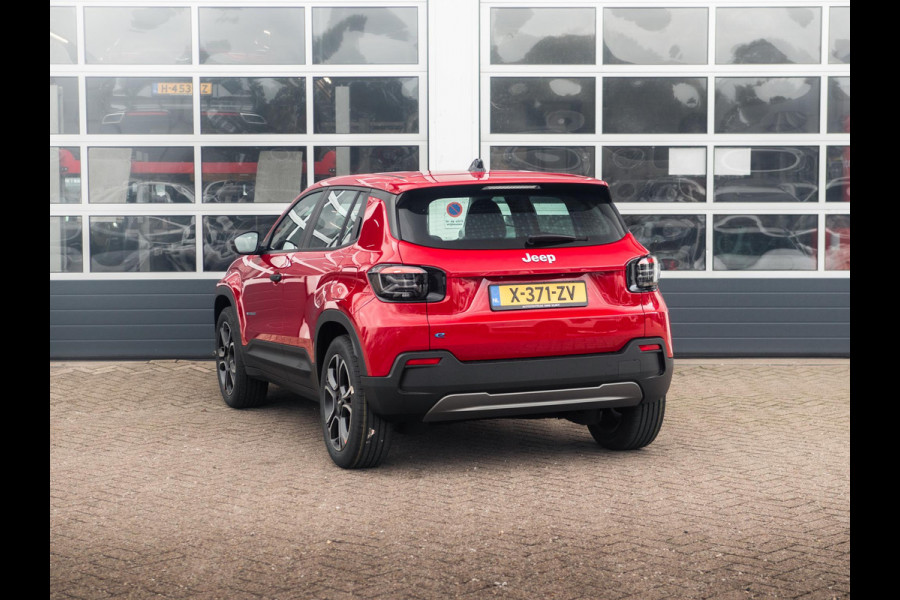 Jeep Avenger 54kWh | Uit voorraad leverbaar | 17% Bijtelling | 18" LM Velgen| Rijklaar Jeep Avenger 54kWh | Uit voorraad leverbaar | 17% Bijtelling | 18" LM Velgen| Rijklaar