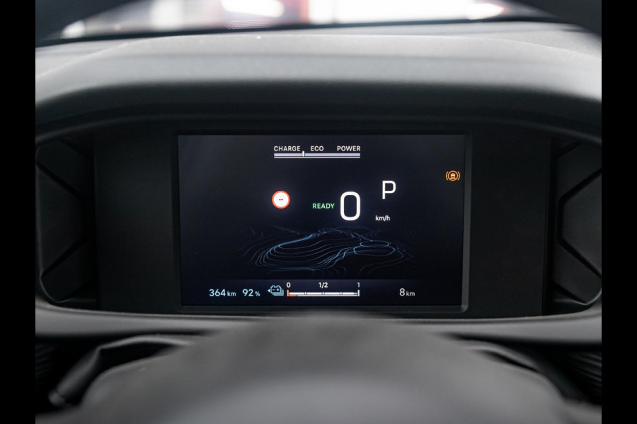 Jeep Avenger 54kWh | Uit voorraad leverbaar | 17% Bijtelling | 18" LM Velgen| Rijklaar Jeep Avenger 54kWh | Uit voorraad leverbaar | 17% Bijtelling | 18" LM Velgen| Rijklaar