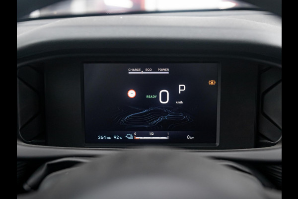 Jeep Avenger 54kWh | Uit voorraad leverbaar | 17% Bijtelling | 18" LM Velgen| Rijklaar Jeep Avenger 54kWh | Uit voorraad leverbaar | 17% Bijtelling | 18" LM Velgen| Rijklaar