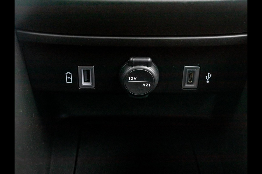 Jeep Avenger 54kWh | Uit voorraad leverbaar | 17% Bijtelling | 18" LM Velgen| Rijklaar Jeep Avenger 54kWh | Uit voorraad leverbaar | 17% Bijtelling | 18" LM Velgen| Rijklaar