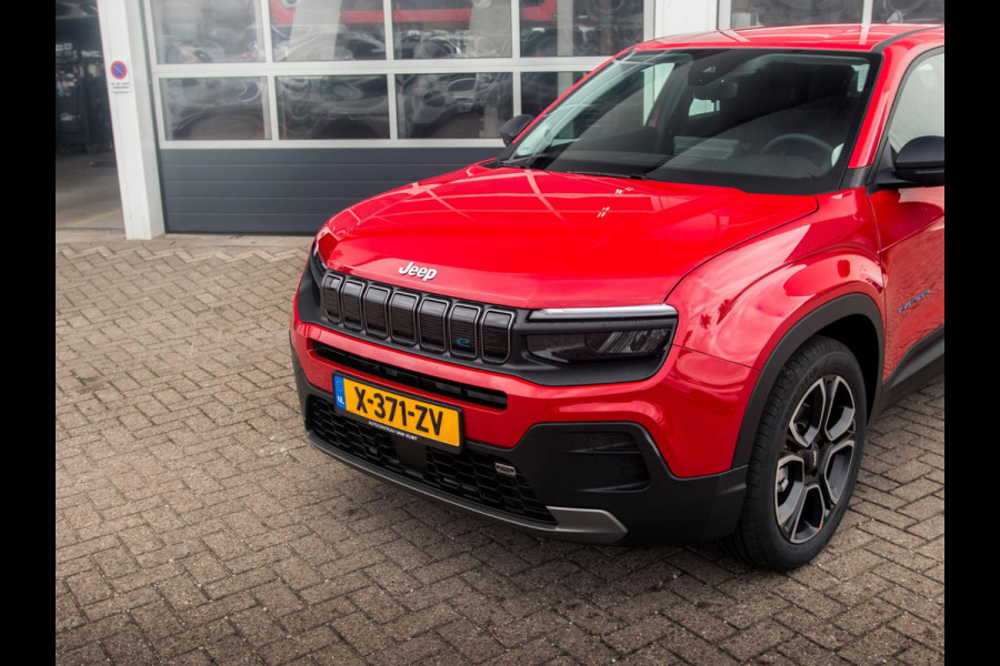 Jeep Avenger 54kWh | Uit voorraad leverbaar | 17% Bijtelling | 18" LM Velgen| Rijklaar Jeep Avenger 54kWh | Uit voorraad leverbaar | 17% Bijtelling | 18" LM Velgen| Rijklaar