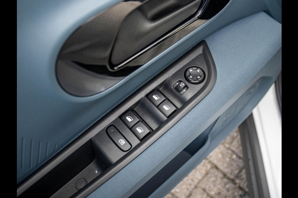 Fiat Grande Panda La Prima 11 kW 44 kWh | Uit voorraad leverbaar | Clima | Cruise | Camera | Apple Carplay | 17" | Navi | Winter Pack Fiat Grande Panda La Prima 11 kW 44 kWh | Uit voorraad leverbaar | Clima | Cruise | Camera | Apple Carplay | 17" | Navi | Winter Pack