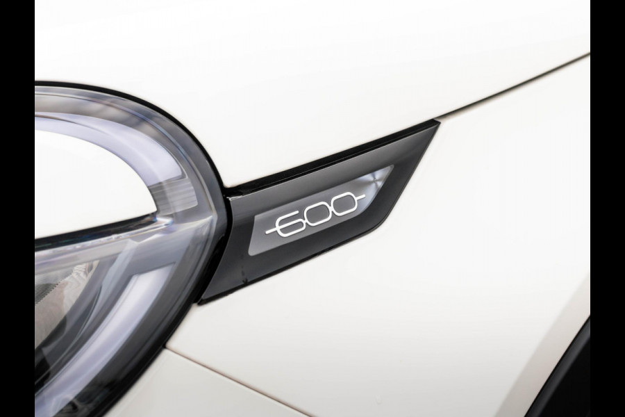 Fiat 600E RED 54 kWh | Uit voorraad leverbaar | 17% Bijtelling | Mega scherpe Prijs | Gratis Wallbox Fiat 600E RED 54 kWh | Uit voorraad leverbaar | 17% Bijtelling | Mega scherpe Prijs | Gratis Wallbox