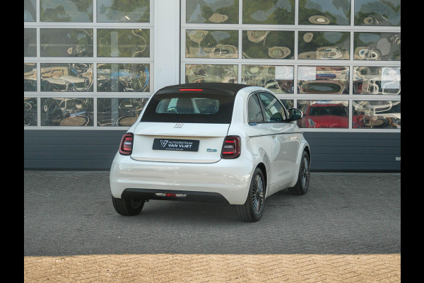 Fiat 500E 42 kWh Cabrio | Uit voorraad leverbaar | 17% Bijtelling | Pack Style