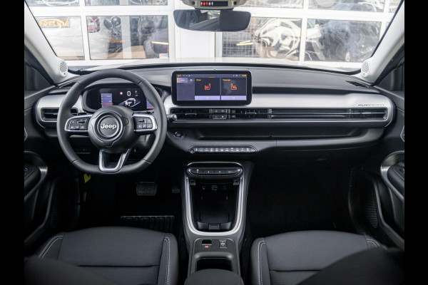 Jeep Avenger 1.2 e-Hybrid Summit | Winter Pack | Infotaiment & Convenience Pack