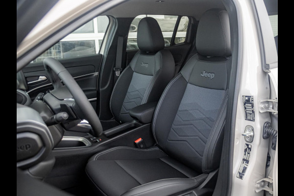 Jeep Avenger 1.2 e-Hybrid Summit | Winter Pack | Infotaiment & Convenience Pack