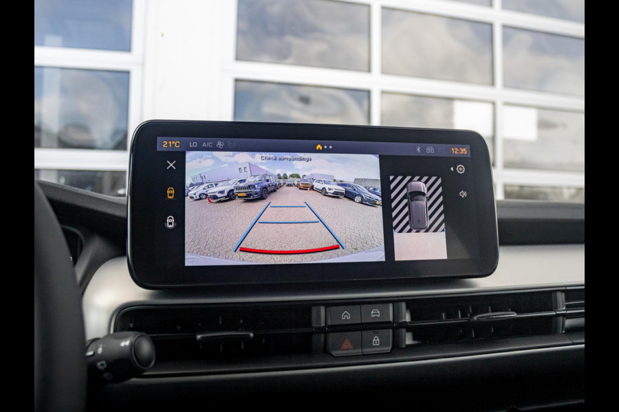 Jeep Avenger 1.2 e-Hybrid Summit | Winter Pack | Infotaiment & Convenience Pack