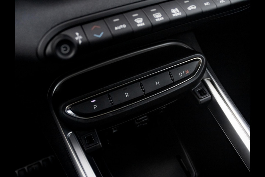 Jeep Avenger 1.2 e-Hybrid Summit | Winter Pack | Infotaiment & Convenience Pack