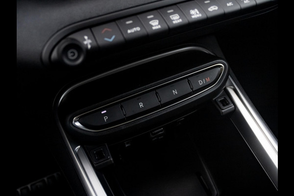 Jeep Avenger 1.2 e-Hybrid Summit | Winter Pack | Infotaiment & Convenience Pack