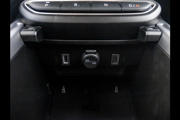 Jeep Avenger 1.2 e-Hybrid Summit | Winter Pack | Infotaiment & Convenience Pack