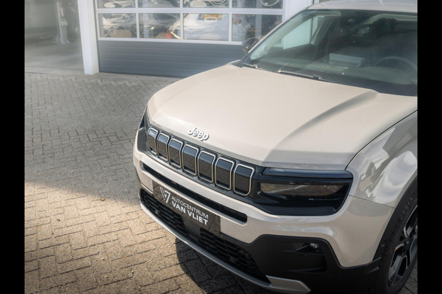 Jeep Avenger 1.2 e-Hybrid Summit | Winter Pack | Infotaiment & Convenience Pack